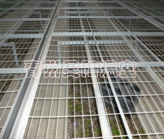 Greenhouse mobile seedbed